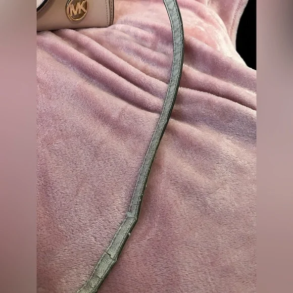 Michael Kors Crossbody Bag - Picture 7 of 12